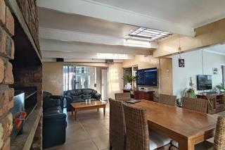  Bedroom Property for Sale in Richmond Estate Western Cape